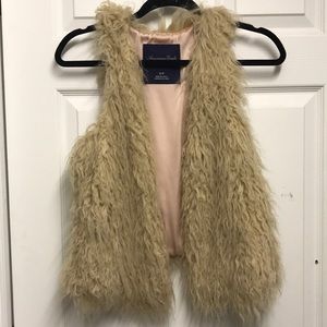 American Eagle Fauz Fur Super Soft Vest